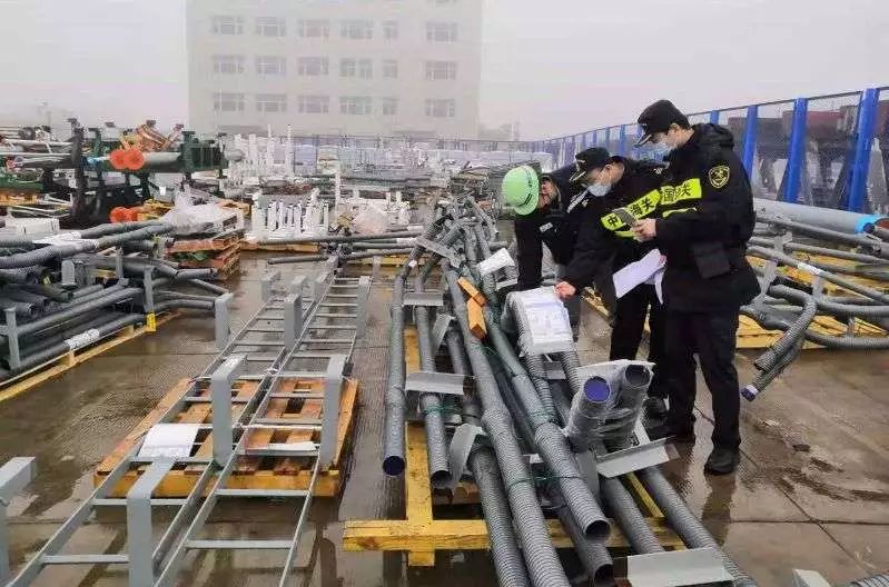 船舶安全守护者：船用消防器材的重要性与发展趋势